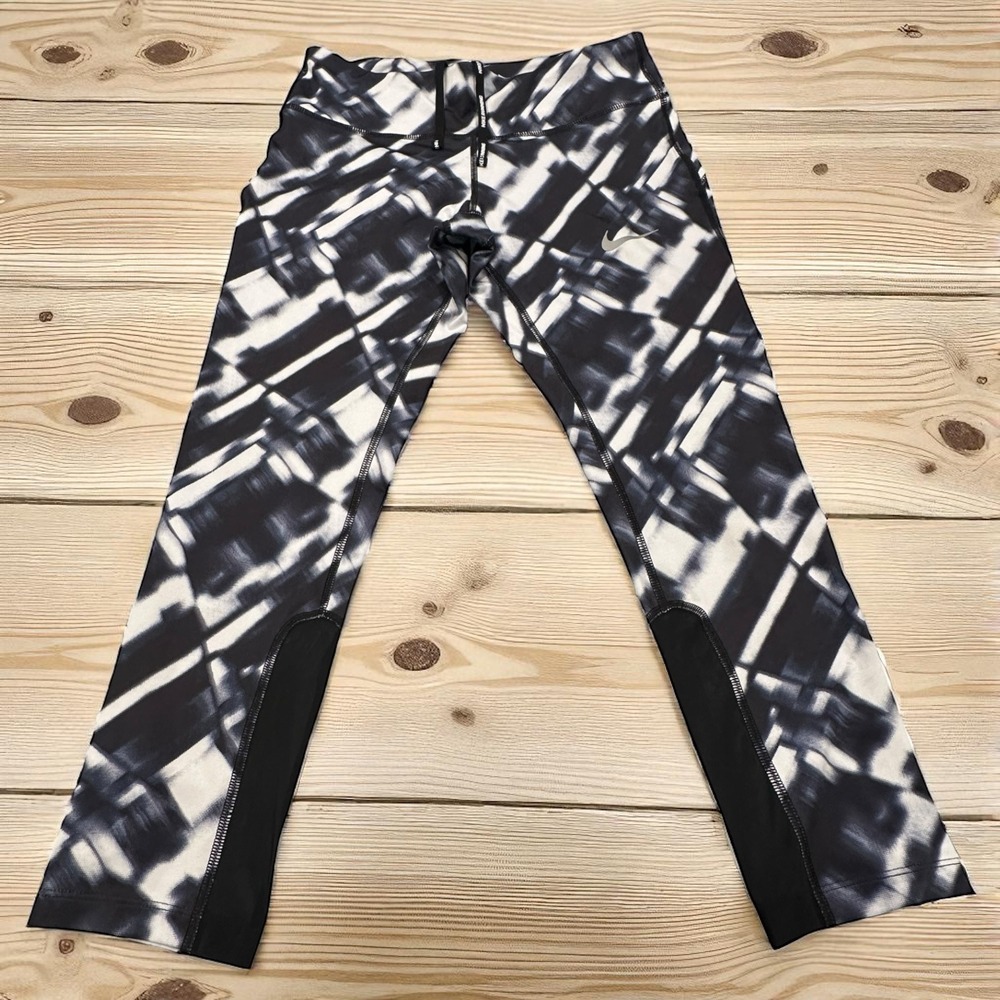 Nike Running Women's Small Dri-FIT‎ Black White Print Leggings Athletic